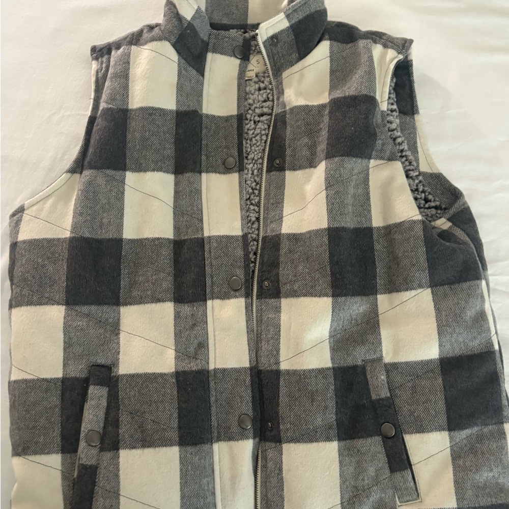 Cozy Gray Sherpa Lined Vest
